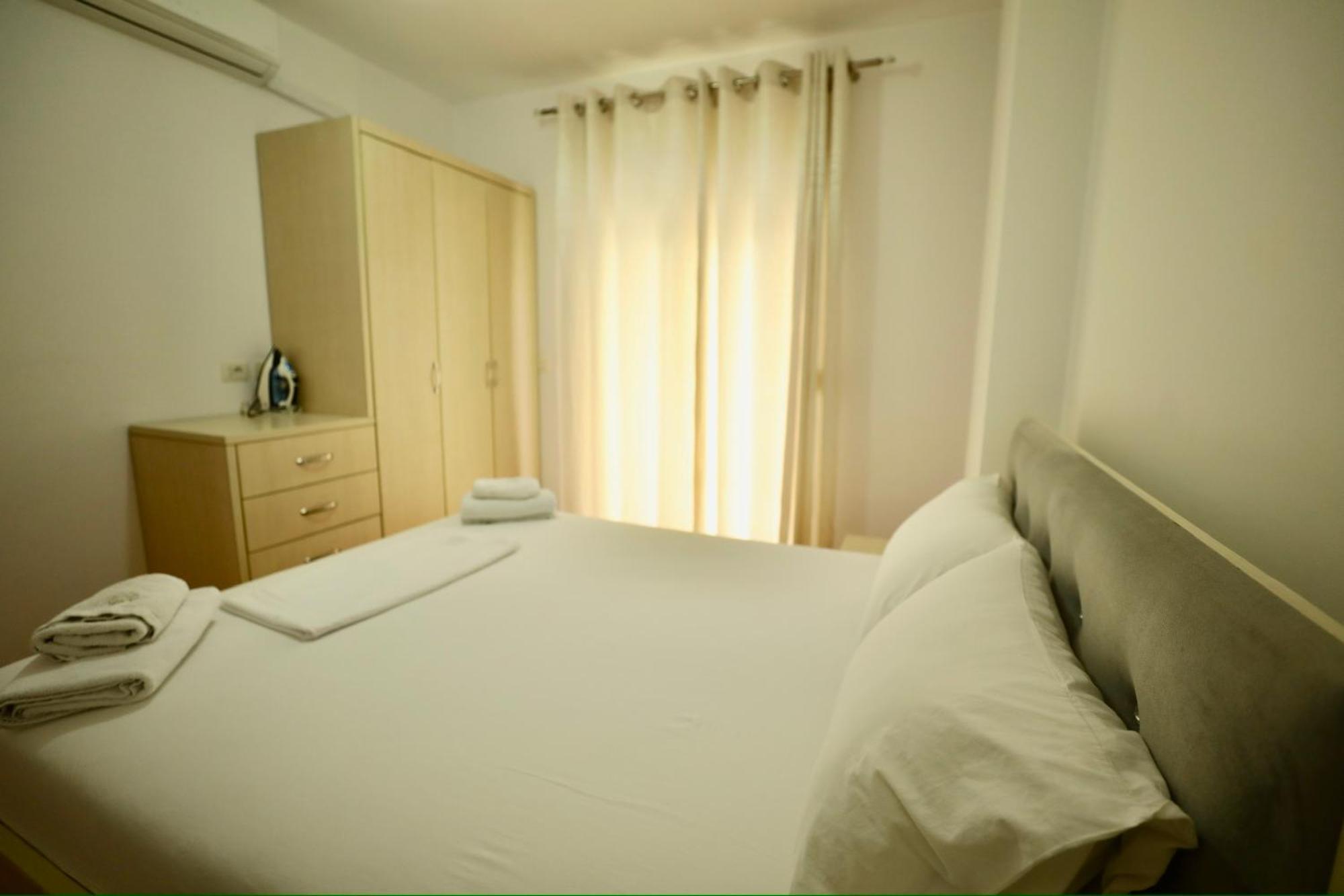 Kristi Apartments Sarandë Exterior foto